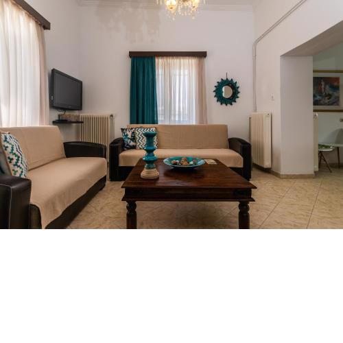 Nostos House