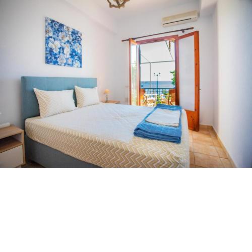 Notos Sea Front Apartment