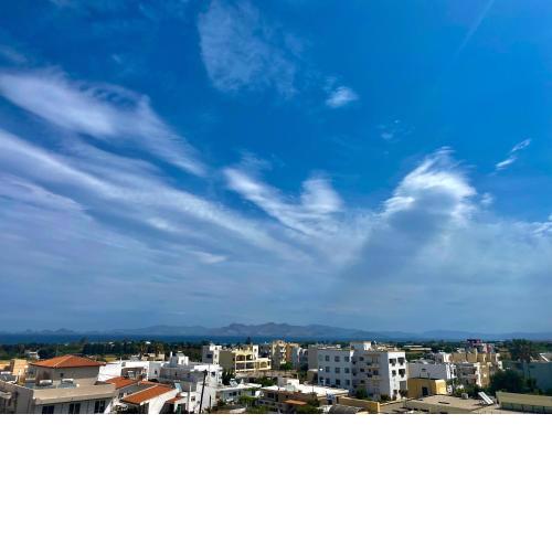Noufaro rooftop-sea view apartment