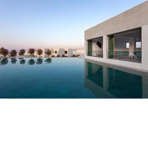 Noūs Santorini
