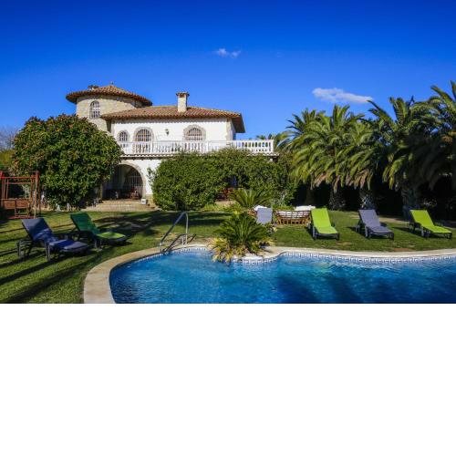 Nuba Villa ONLY FAMILIES