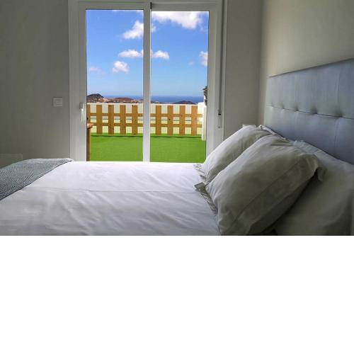 NUEVO APARTAMENTO, AMPLIA TERRAZA Y VISTAS AL MAR