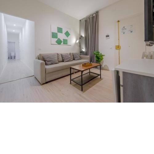 Nuevo apt de 7 pax en el corazón de Malasaña
