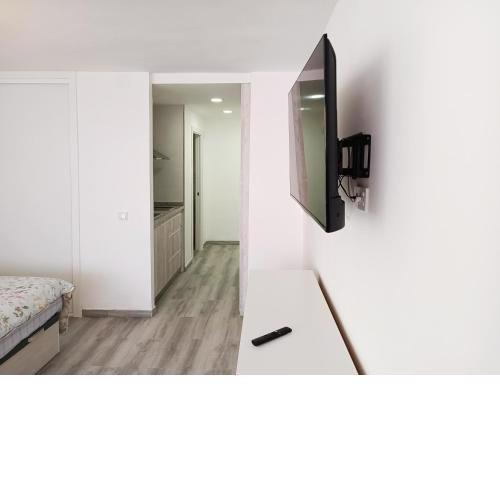 Nuevo Estudio, recién reformado, Wifi, Centro de Torremolinos