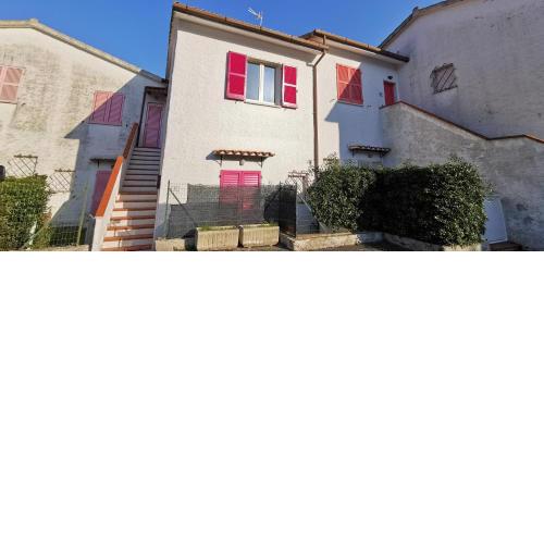 NUMANA, Bilocale con ampio balcone