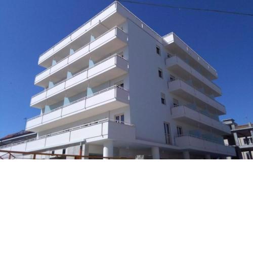 Nuovo HOTEL SETTIBI 20m dalla spiaggia