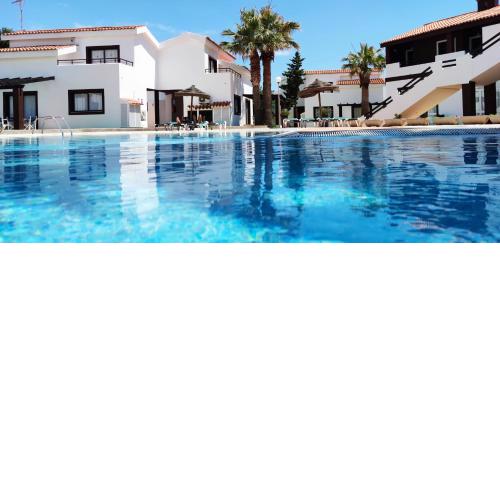 Nuramar Resort & Villas
