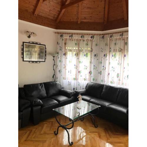 Nyaraló Balatonmáriafürdő