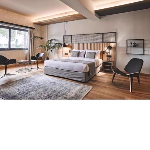 O2 Suites Glyfada