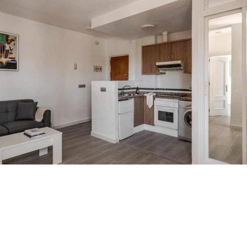 OASIS Acogedor AparT con piscinas y jardines