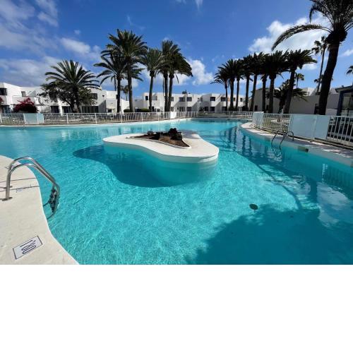 Oasis Beach Apartment