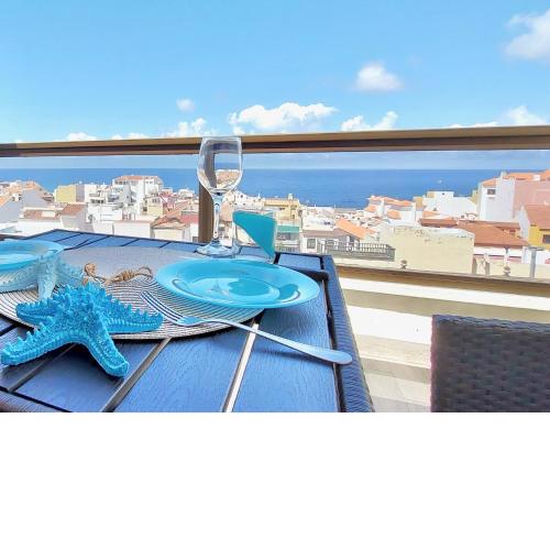 Ocean and Sky Studio Apartment