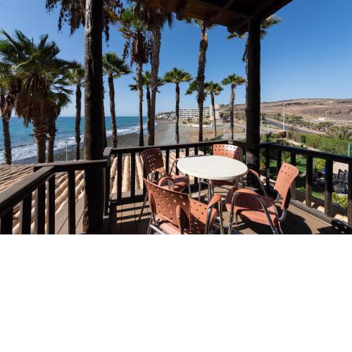 Ocean balcony view&pool P69 By CanariasGetaway