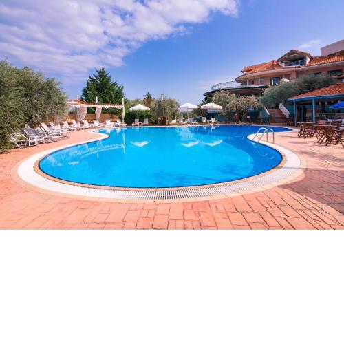 Ocean Beach Hotel