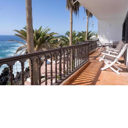 Ocean front 3 bedroom apartment