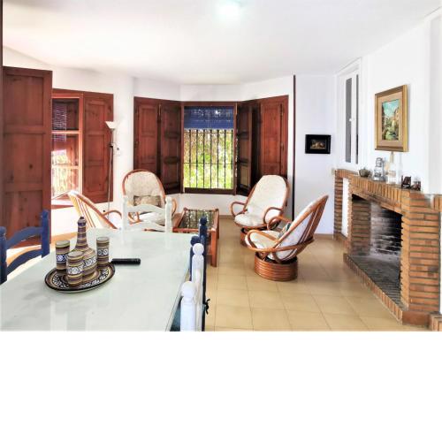 Ocean front beach house in Playa de Calahonda