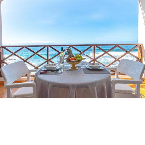 Oceanfront Neptuno Apartment by Dream Homes Tenerife
