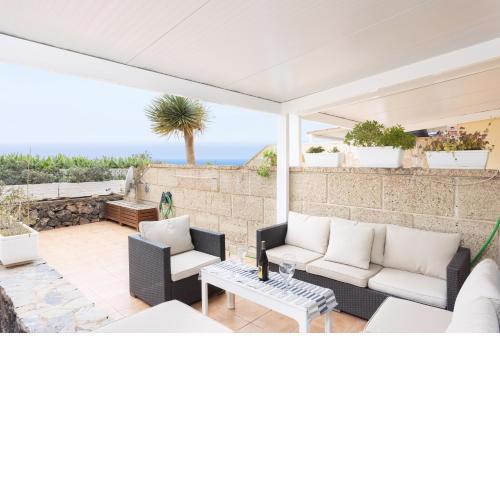 Oceanfront Rainbow Costa Adeje 14V5