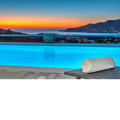 Oceania House with sea view