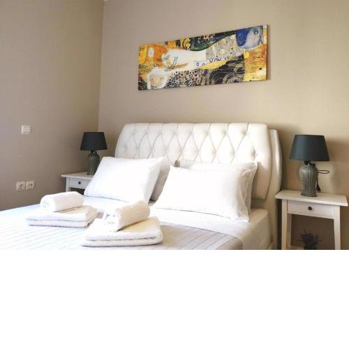 Odyseia Apts ΙI at the Center of the City & Old Town