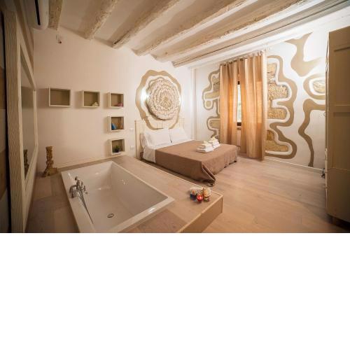 Oisife Apartments