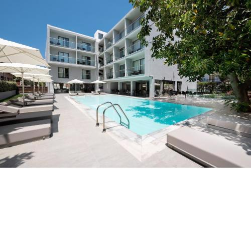 Oktober Downtown Boutique Hotel