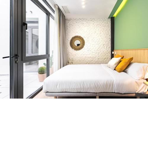 Olala Vallecas Mini Hotel