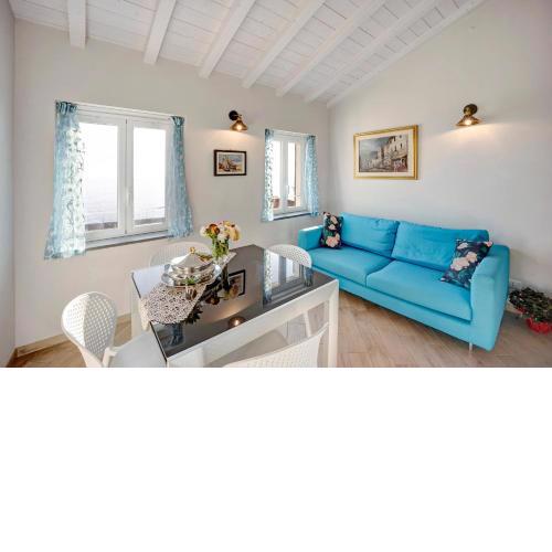 Old city apartment seaview