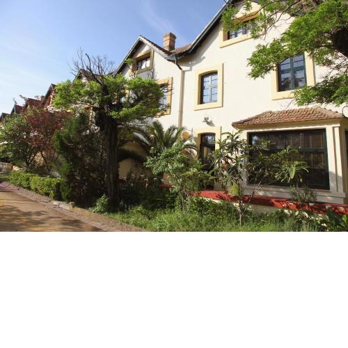 Old England House