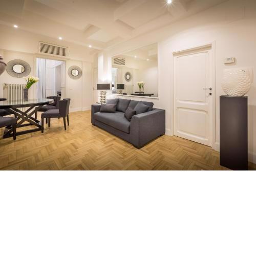 Old Town Apartment