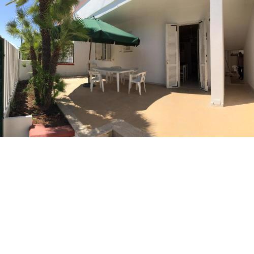 Oleandri Holiday Home