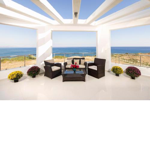 Olga Luxury Beach Front Villas