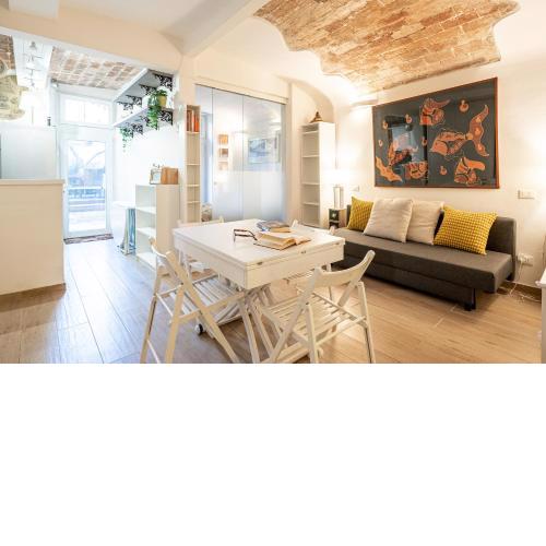 Oltrarno Bright Apartment con Patio Privato