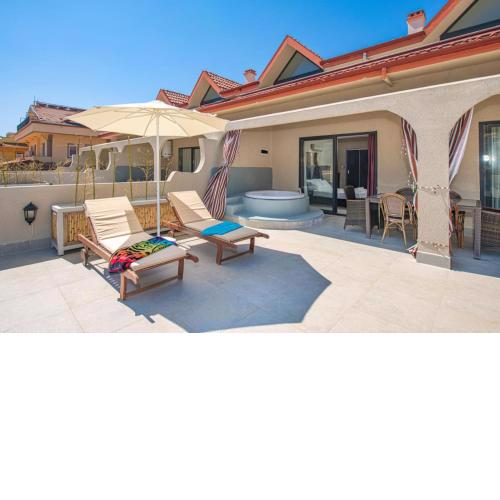 Ölüdeniz 1+1 Yüzme Havuzlu ve Jakuzili Modern Yazlık