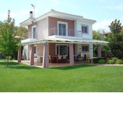 Olympus Riviera Modern Luxury Villa in Leptokarya