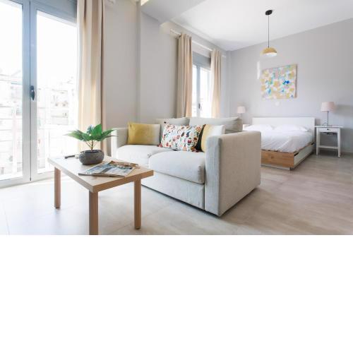 Omnia Pagrati Apartments