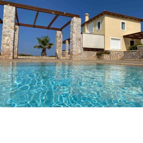 On the Water Villa & Pool