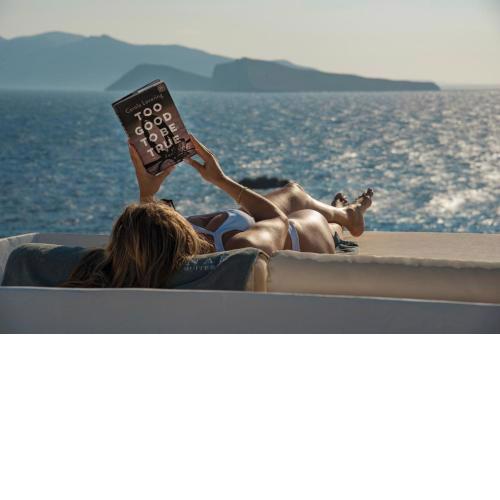 Onar Suites & Villas
