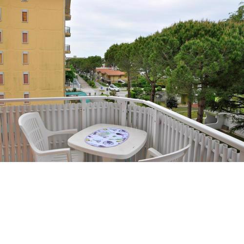 One-Bedroom Apartment with balcony and air conditioning - By Beahost Rentals
