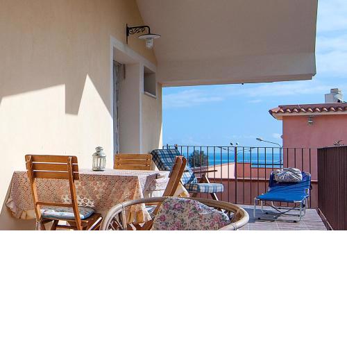 One bedroom appartement at Avola 200 m away from the beach with sea view furnished terrace and wifi
