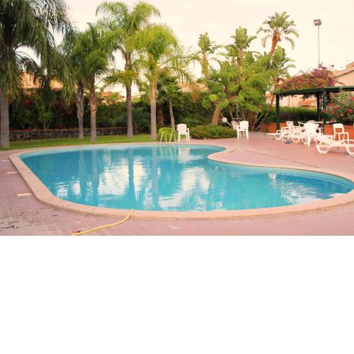 One bedroom appartement at Giardini Naxos 150 m away from the beach with shared pool and furnished garden