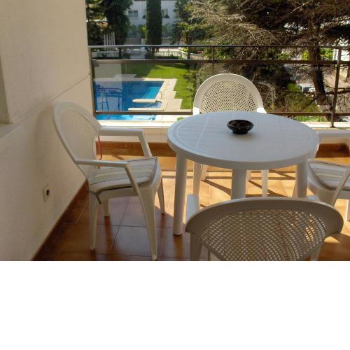 One bedroom appartement at Lloret de Mar 500 m away from the beach with city view shared pool and terrace