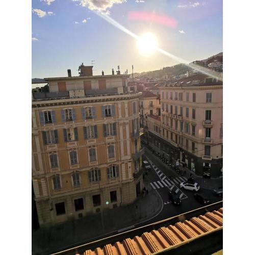 One bedroom appartement at Sanremo 40 m away from the beach with sea view furnished terrace and wifi