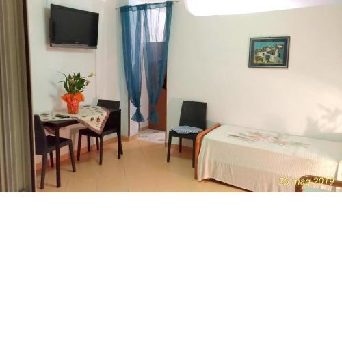 One bedroom appartement at Torre Dell'Orso 500 m away from the beach with sea view