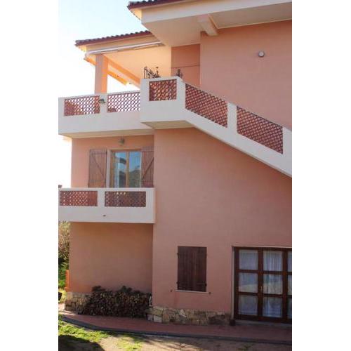 One bedroom appartement with balcony at Badesi 2 km away from the beach