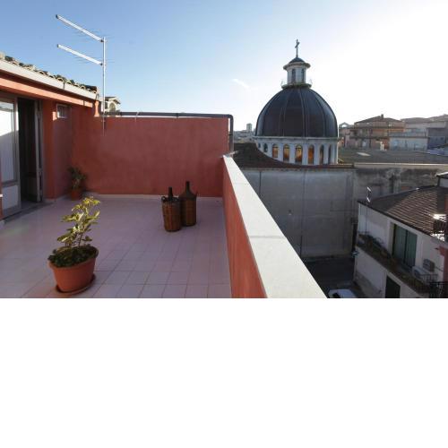 One bedroom appartement with city view terrace and wifi at Ragusa