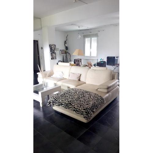One bedroom appartement with enclosed garden and wifi at Porrino