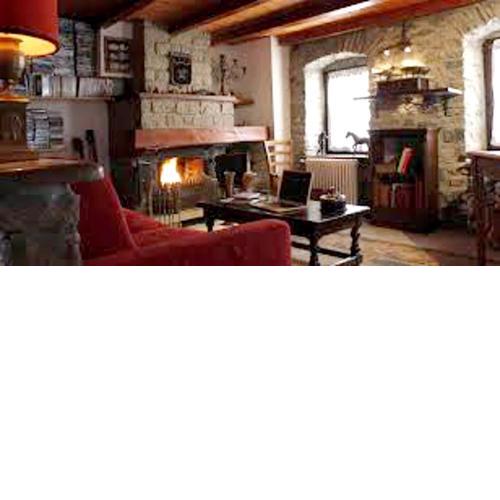 One bedroom appartement with enclosed garden and wifi at Saint Nicolas