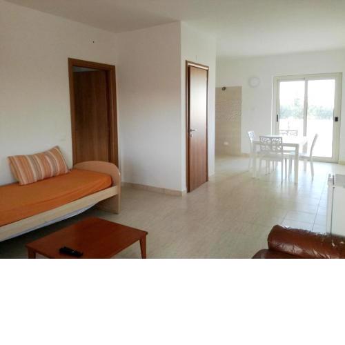 One bedroom appartement with furnished terrace at Vieste 1 km away from the beach