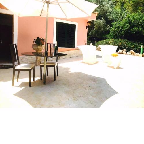 One bedroom appartement with shared pool and enclosed garden at Pollenca